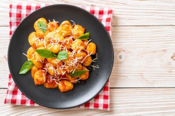 Potato-Gnocchi-Sauces-Cooking